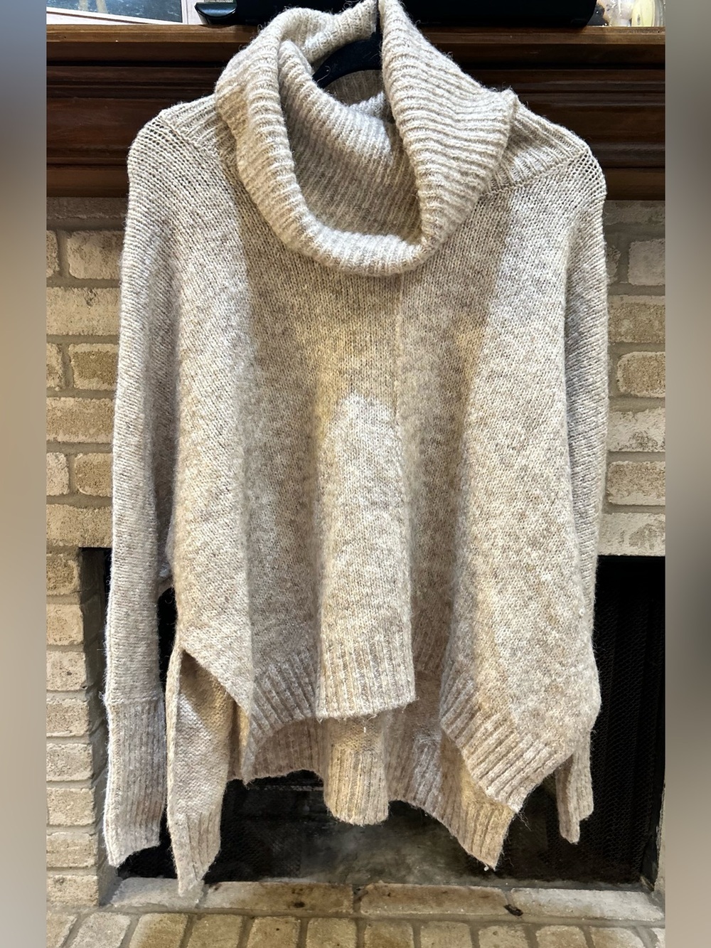 ruby moon Cream Turtleneck Poncho Sweater EUC